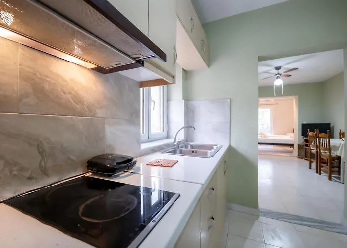 Modern * Sarandë